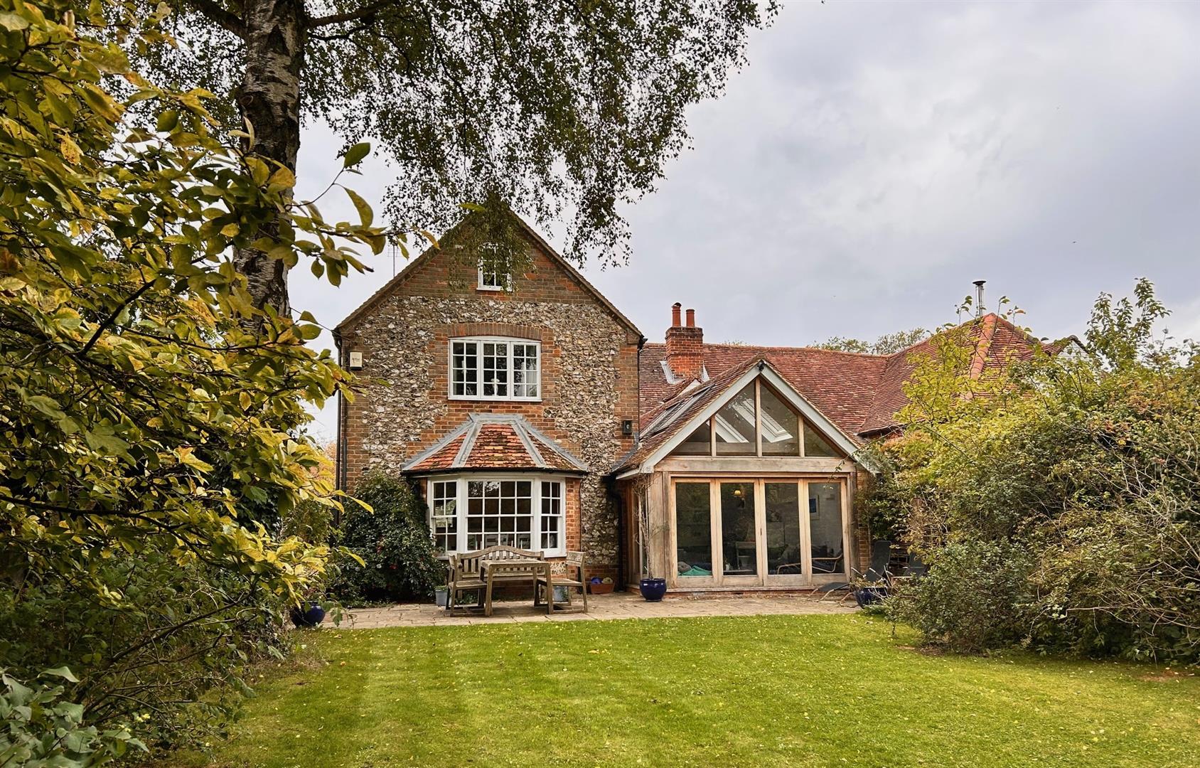 4 bed property in Northend, Henley-On-Thames
